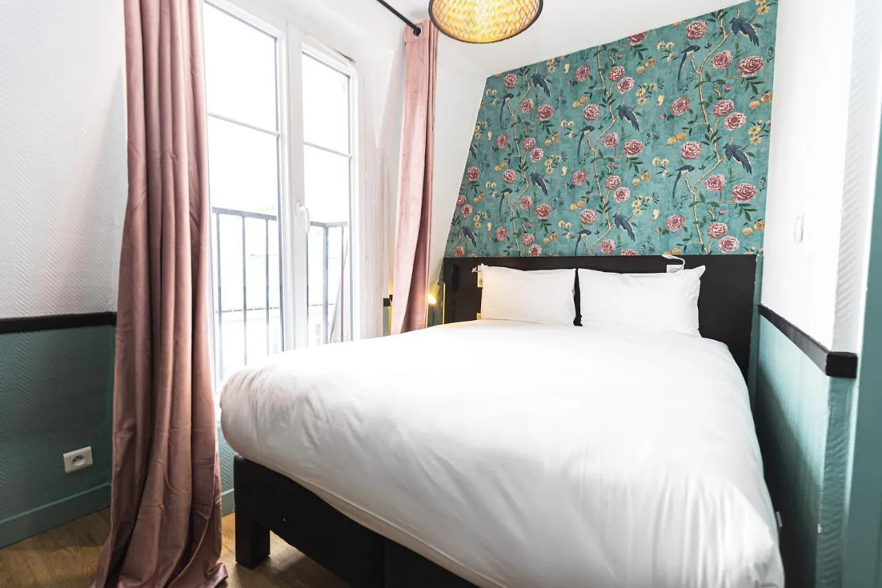 Vintage Paris Gare Du Nord By Hiphophostels Hotel