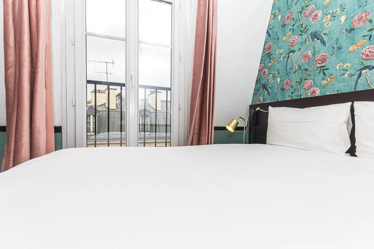 Hotel Vintage Paris Gare Du Nord By Hiphophostels
